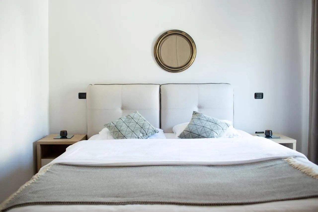 Premium Selection Apartments دراس