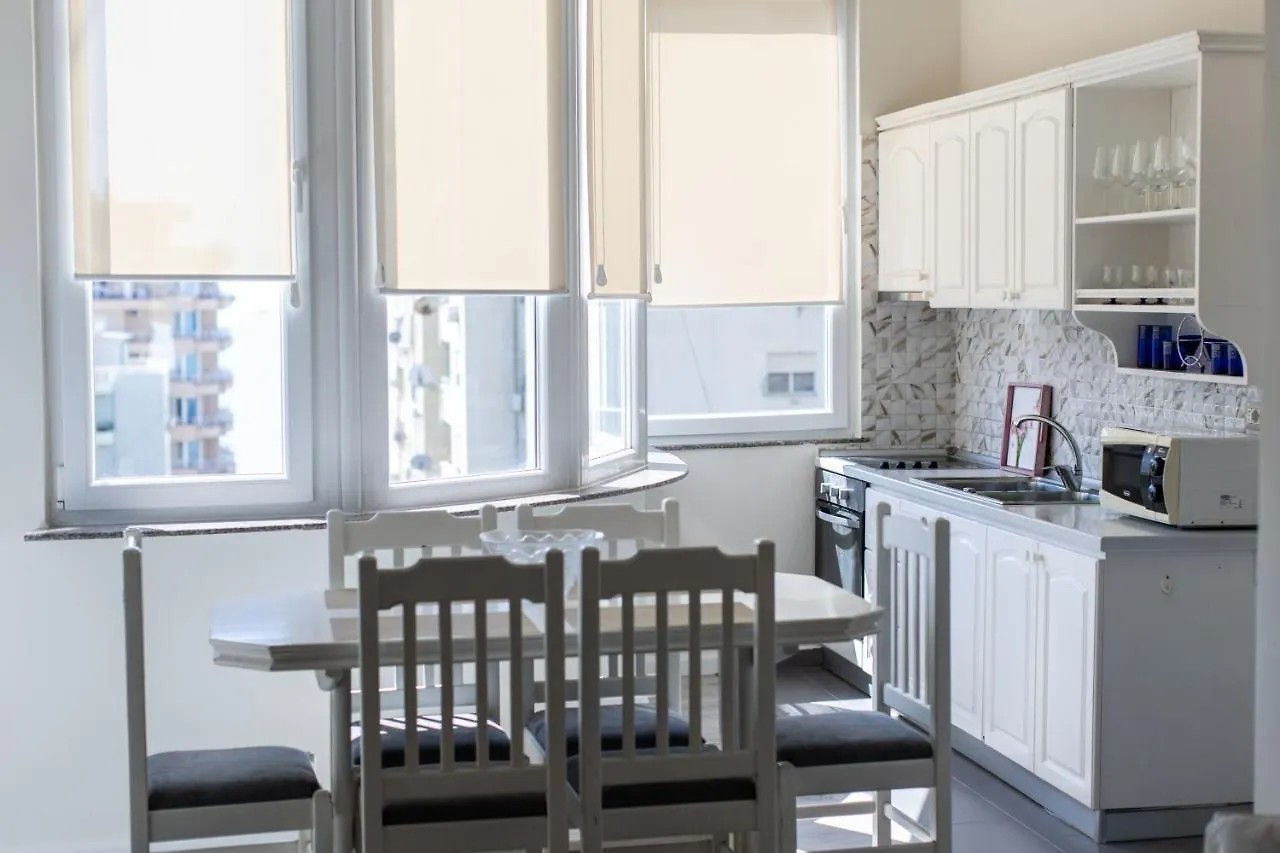 Premium Selection Apartments دراس 0*,